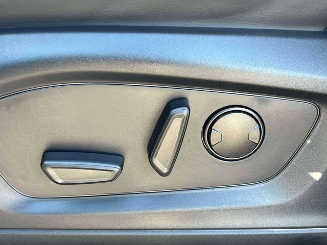 Used 2026 Ford Explorer ST-Line AWD/4WD image 19