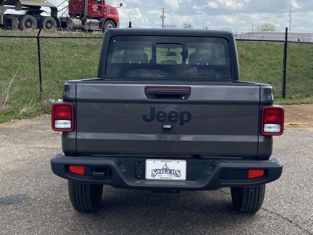 New 2026 Jeep Gladiator Sport AWD/4WD image 30