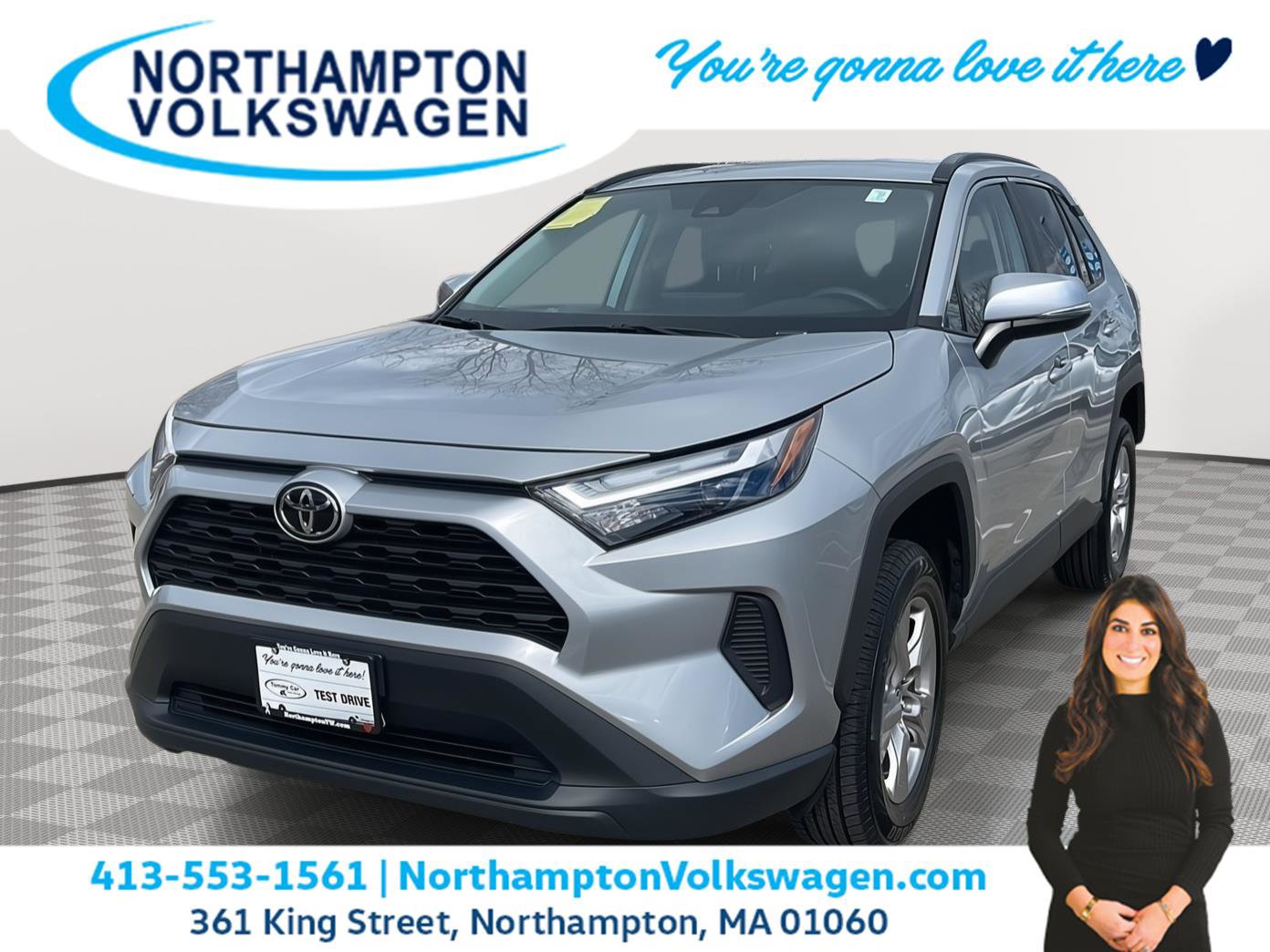 Used 2025 Toyota RAV4 XLE AWD/4WD image 1