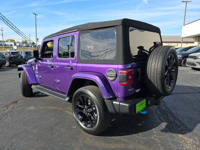 Used 2023 Jeep Wrangler Unlimited Sahara w/ Cold Weather Group image 4