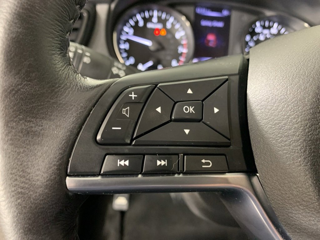 Used 2018 Nissan Rogue Sport SL image 8