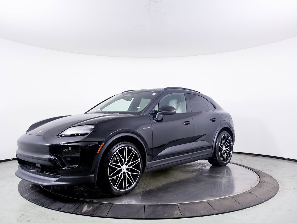 New 2025 Porsche Macan Electric image 1