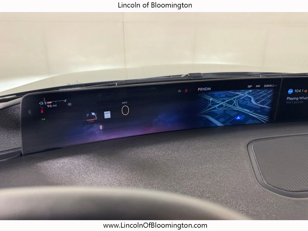 Used 2025 Lincoln Navigator L Reserve image 27