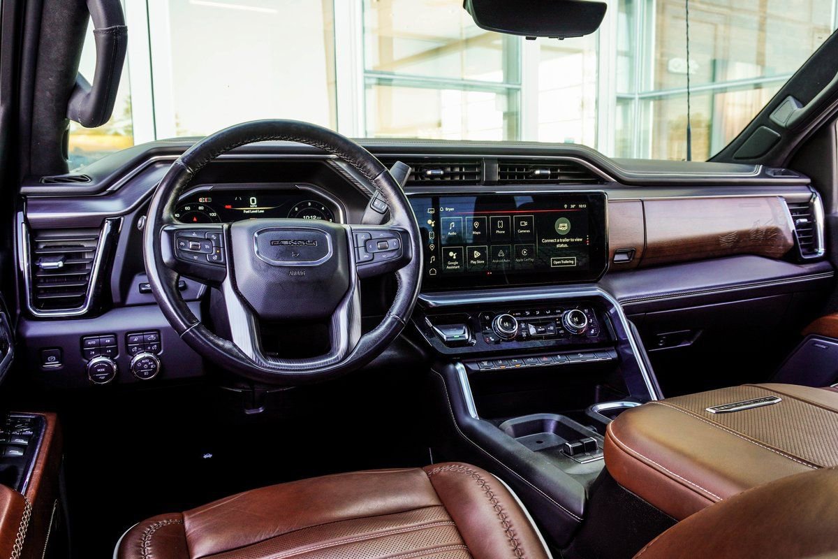 Used 2024 GMC Sierra 2500 Denali Ultimate image 15