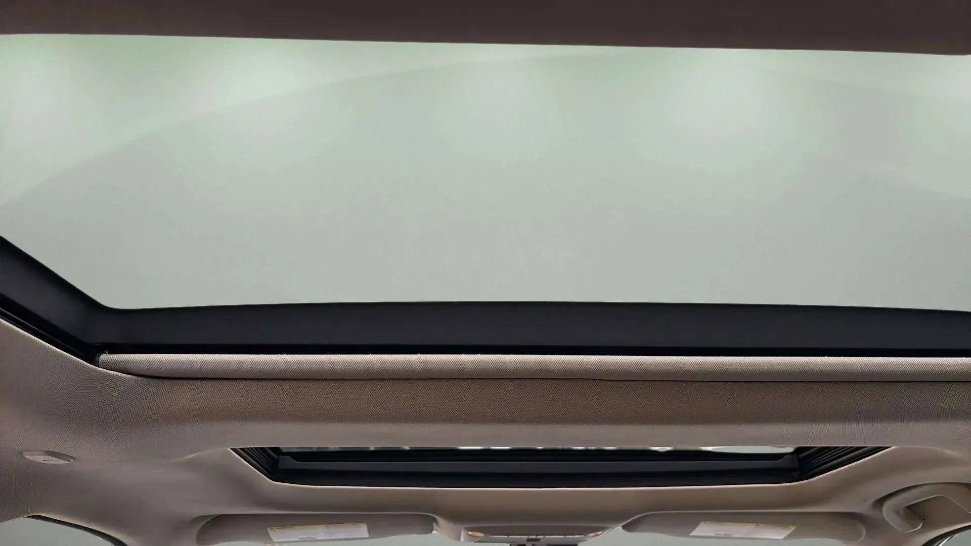 Used 2017 Nissan Maxima Platinum image 35