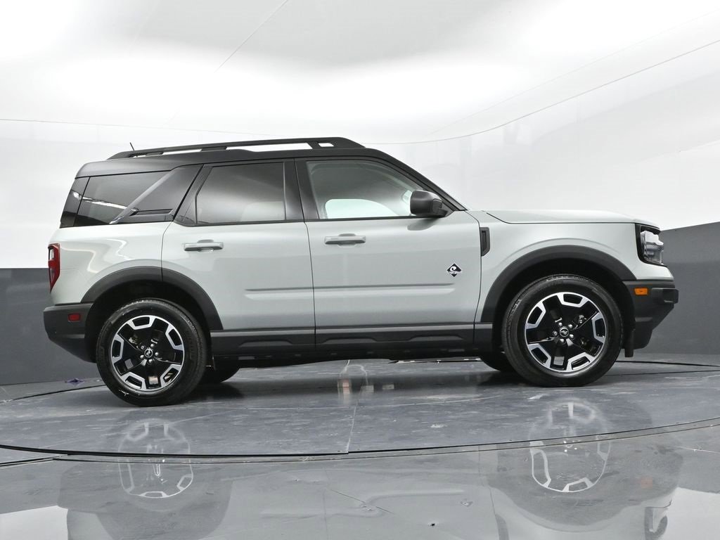 Used 2024 Ford Bronco Sport Outer Banks w/ Tech Package image 33