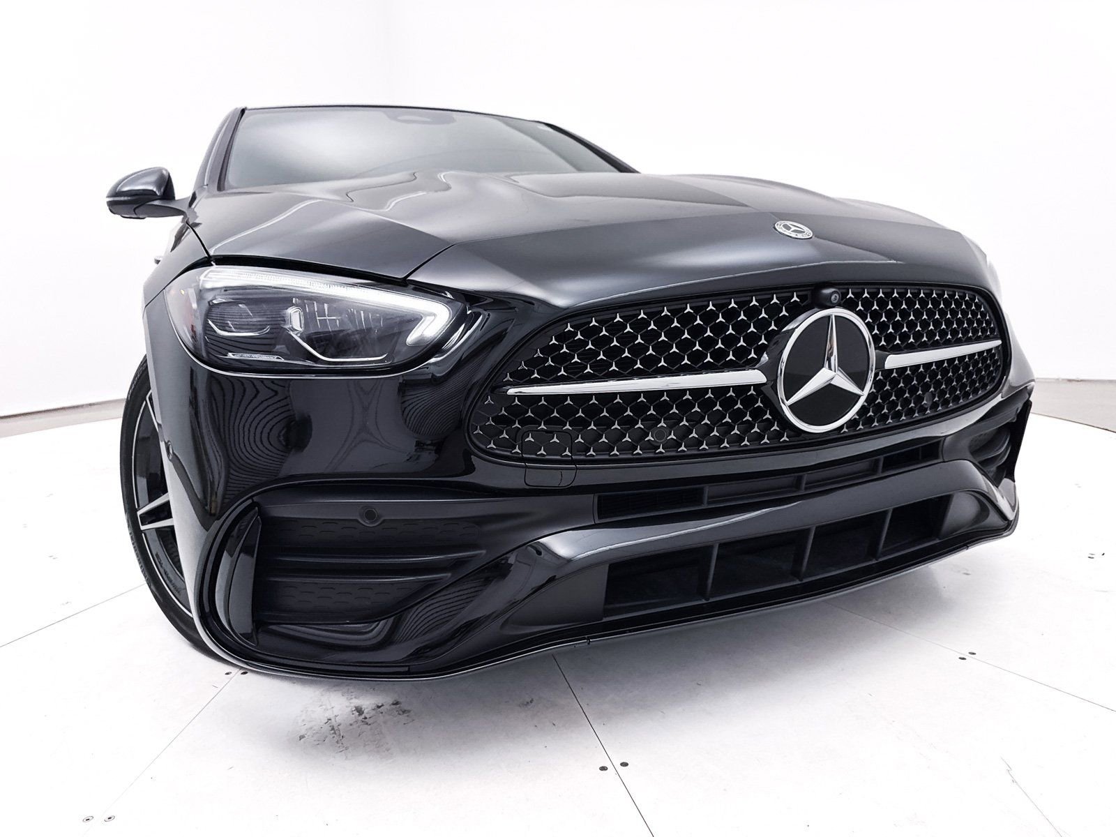 Used 2024 Mercedes-Benz C 300 4MATIC Sedan w/ AMG Line w/ Night Package image 8