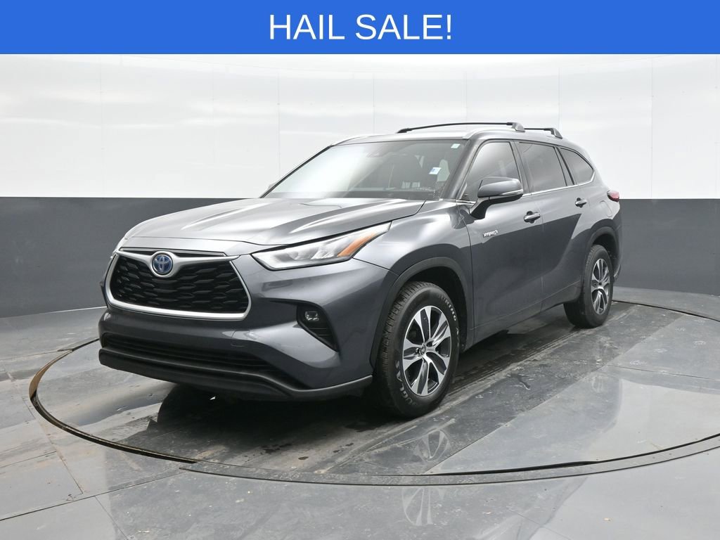 Certified 2020 Toyota Highlander XLE image 3