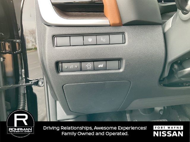 New 2026 Nissan Rogue Platinum AWD/4WD image 19