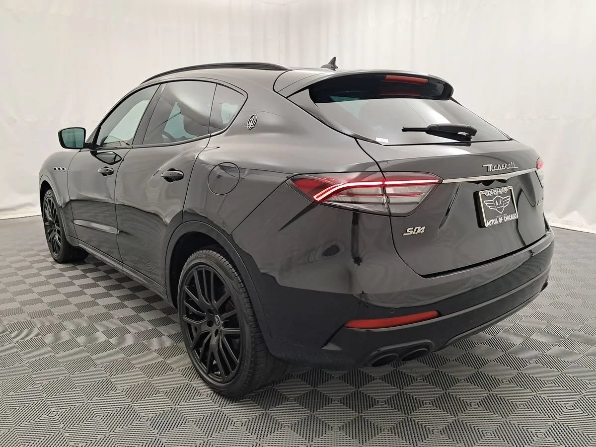 Used 2021 Maserati Levante S AWD/4WD image 4