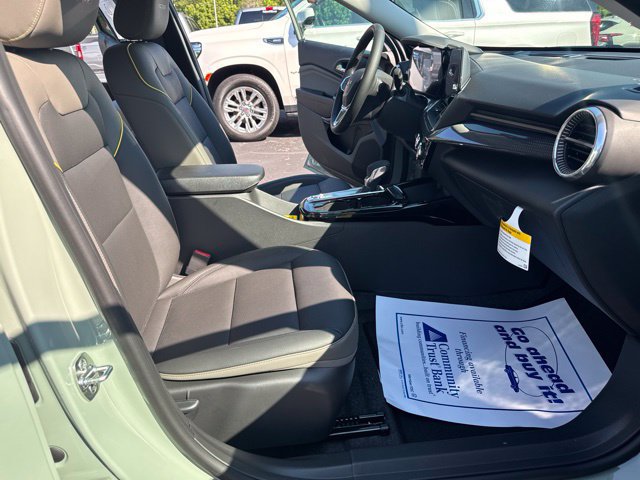 New 2026 Chevrolet Trax ACTIV w/ Driver Confidence Package FWD image 21