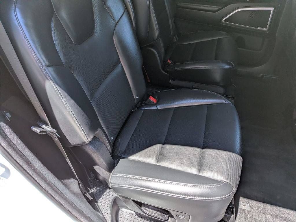 Used 2020 Kia Telluride S AWD/4WD image 28