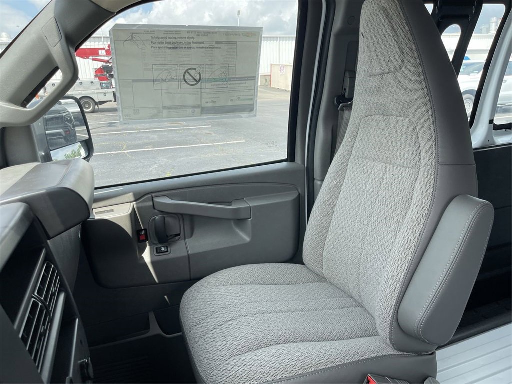 New 2025 Chevrolet Express 3500 Extended w/ Driver Convenience Package image 17