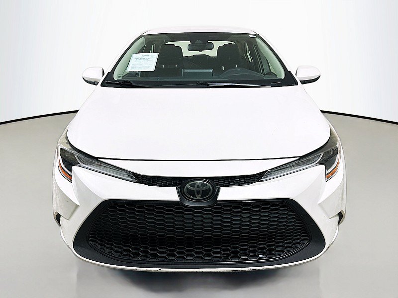 Used 2020 Toyota Corolla LE FWD image 2