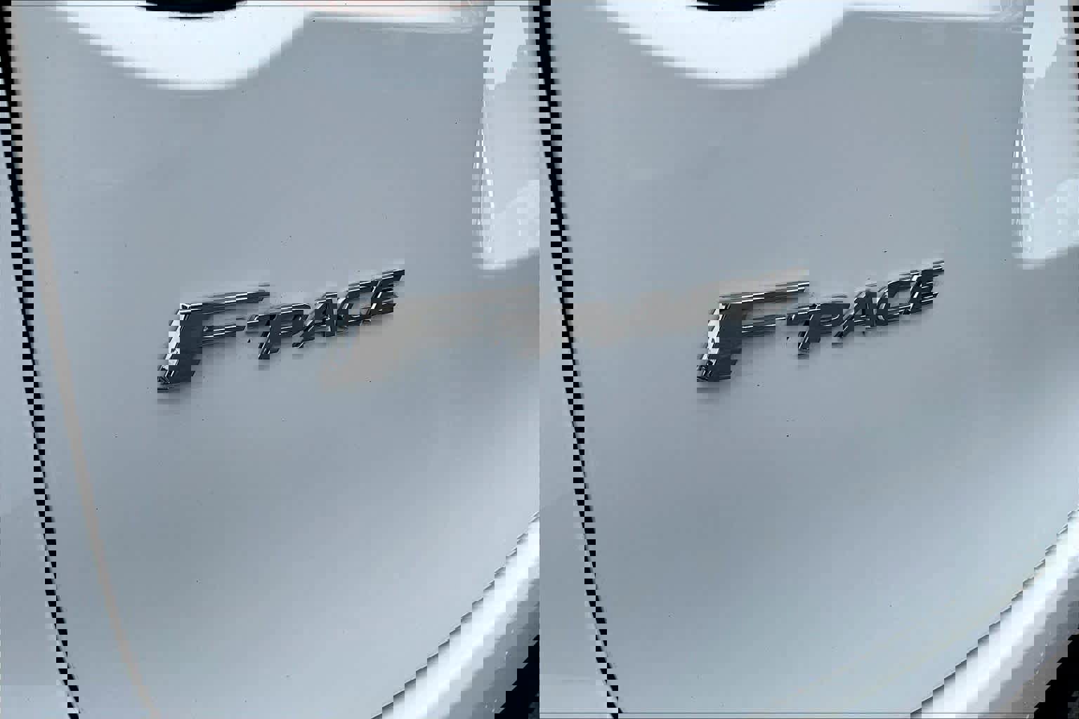 Used 2018 Jaguar F-PACE Premium image 30