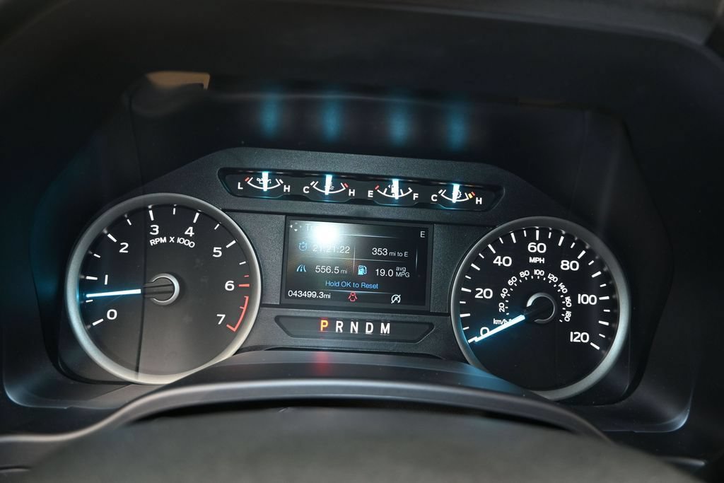 Used 2020 Ford F150 XLT w/ Equipment Group 302A Luxury AWD/4WD image 17