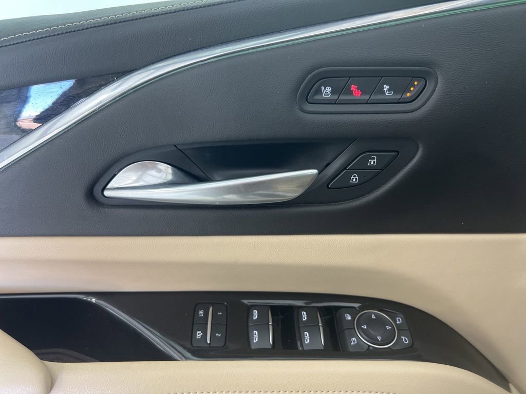 Used 2021 Cadillac Escalade Premium Luxury w/ Driver Assist Tech Package image 22
