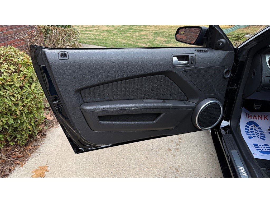 Used 2013 Ford Mustang Shelby GT500 RWD image 49
