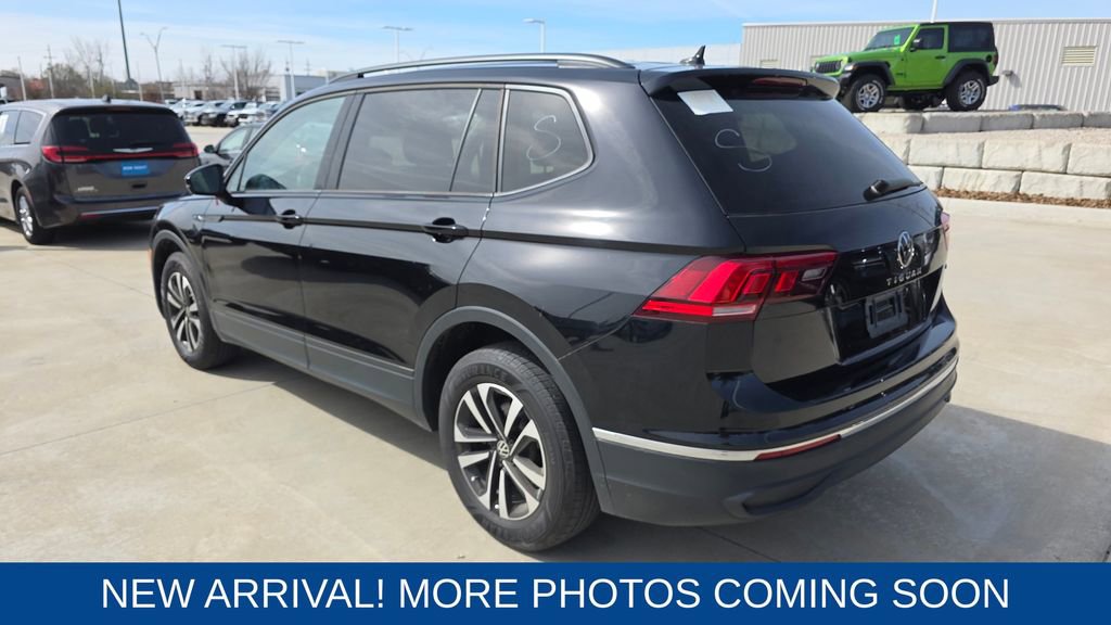 Used 2024 Volkswagen Tiguan S image 3
