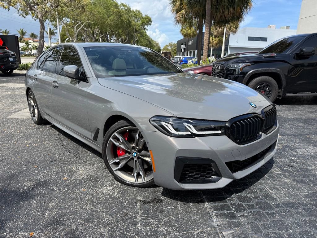 Used 2021 BMW M550i xDrive w/ Executive Package image 1