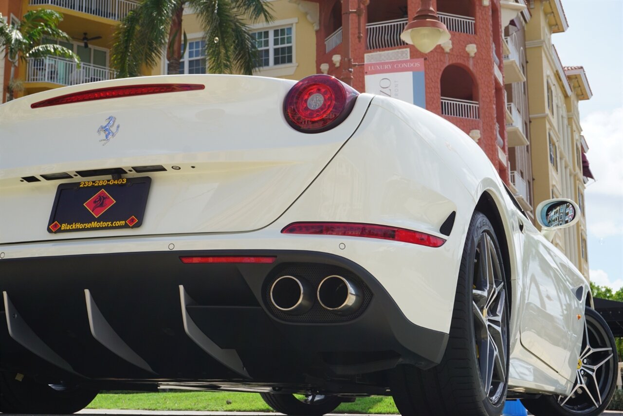 Used 2017 Ferrari California T RWD image 44