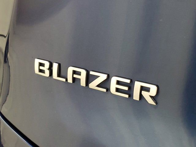Used 2022 Chevrolet Blazer LT FWD image 8