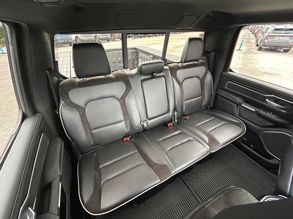 Used 2023 RAM 1500 Laramie RWD image 33