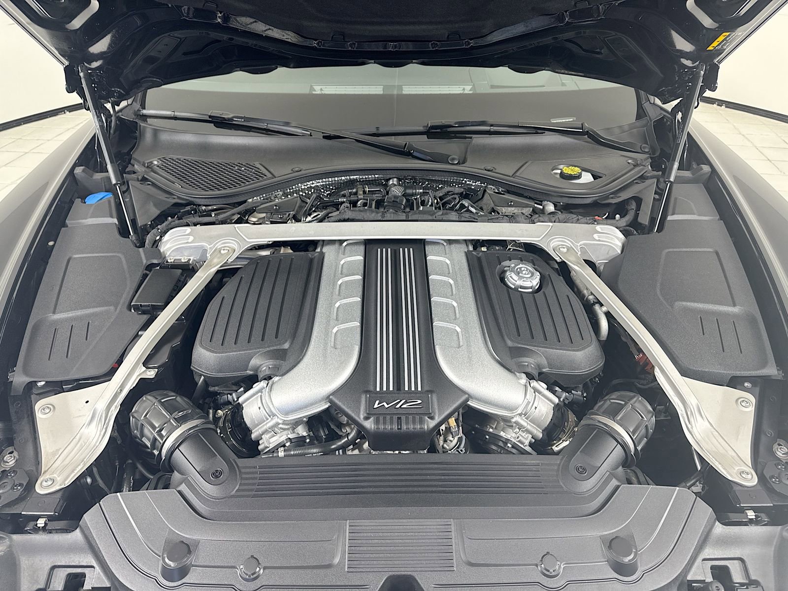 Used 2022 Bentley Continental GT Speed image 28