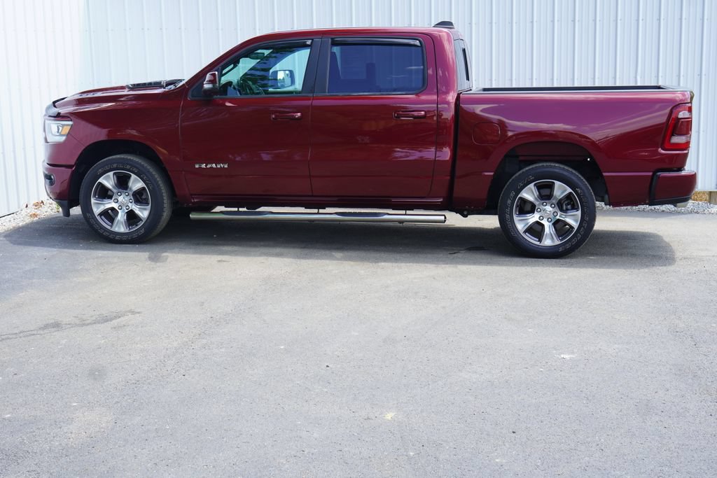 Used 2023 RAM 1500 Laramie AWD/4WD image 3