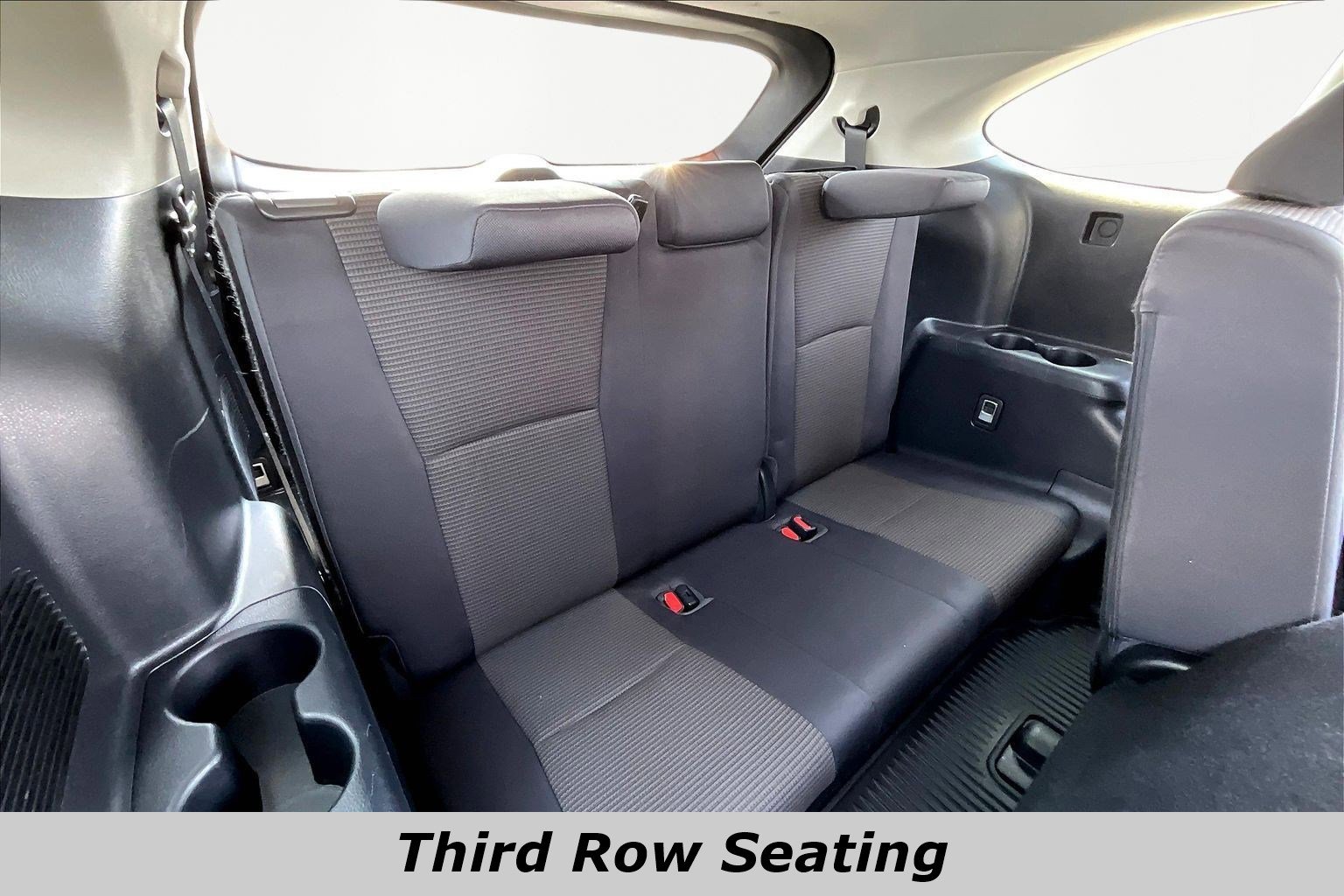 Used 2023 Toyota Highlander LE image 26