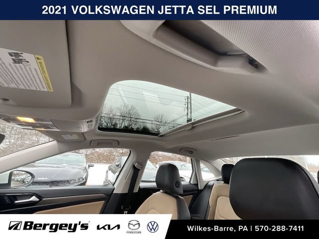 Certified 2021 Volkswagen Jetta SEL Premium FWD image 15