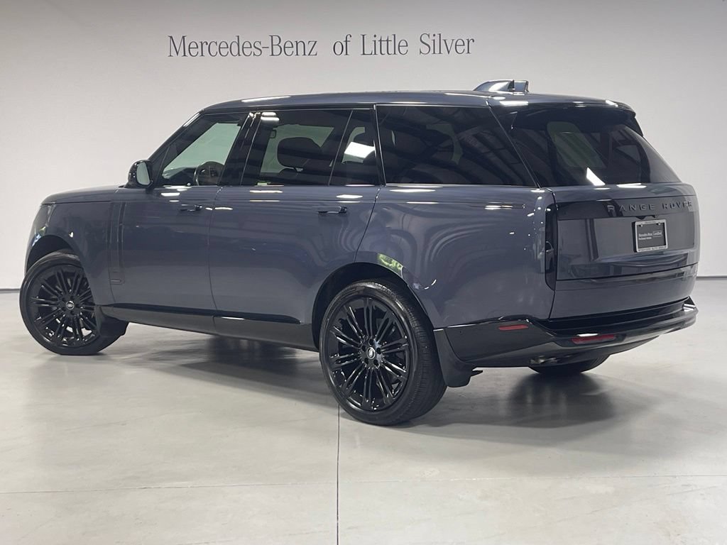 Used 2025 Land Rover Range Rover Long Wheelbase Autobiography AWD/4WD image 3