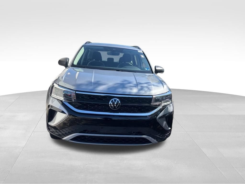 Used 2024 Volkswagen Taos S AWD/4WD image 2