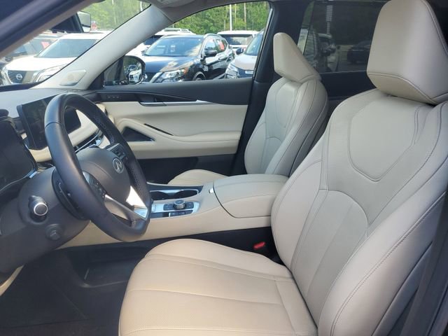 Used 2025 INFINITI QX60 Sensory w/ Vision Package image 16