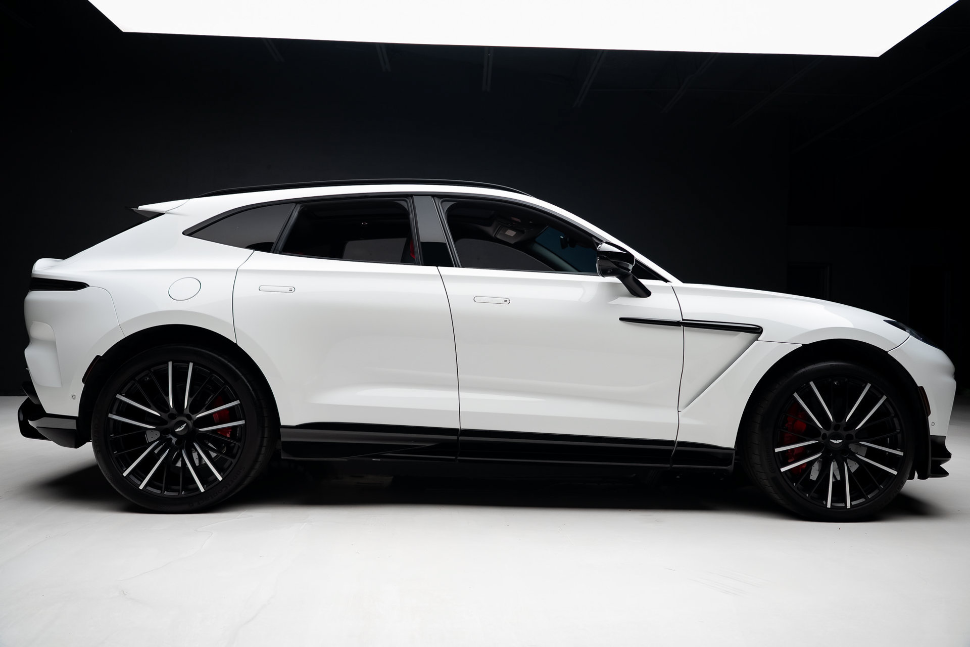 Used 2023 Aston Martin DBX 707 AWD/4WD image 35