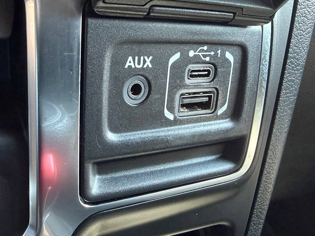 Used 2023 Jeep Wrangler Sport AWD/4WD image 21