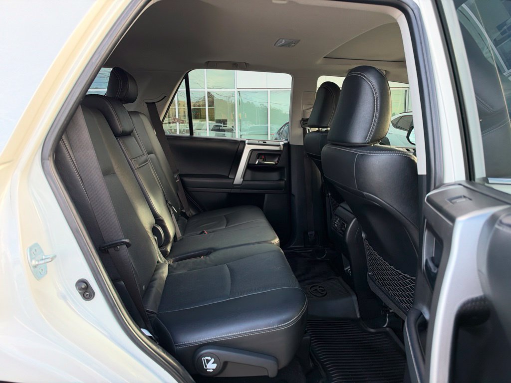 Used 2021 Toyota 4Runner Limited AWD/4WD image 22