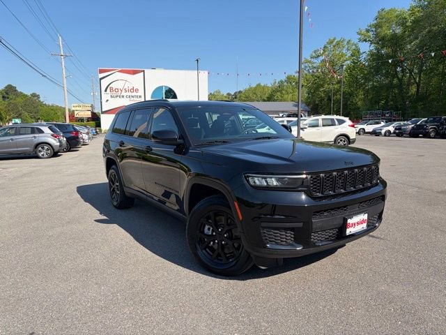 Used 2024 Jeep Grand Cherokee L Laredo AWD/4WD image 2