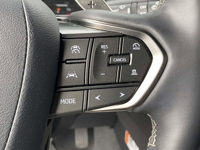 Used 2025 Lexus LX 700h Luxury image 29