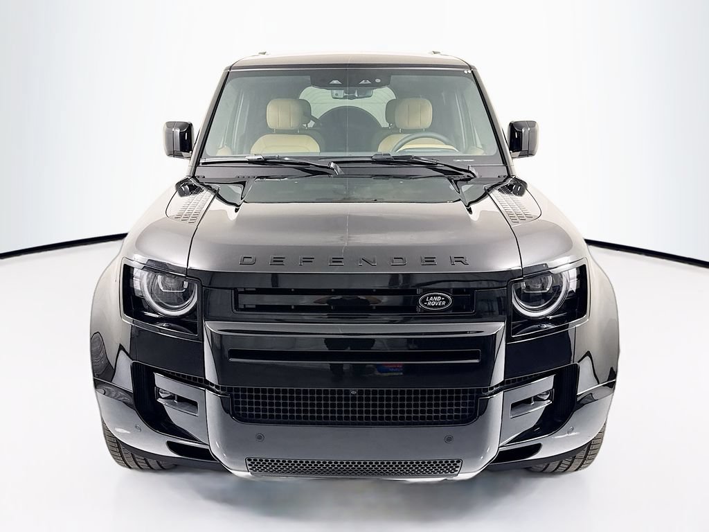 New 2026 Land Rover Defender 130 V8 AWD/4WD image 2