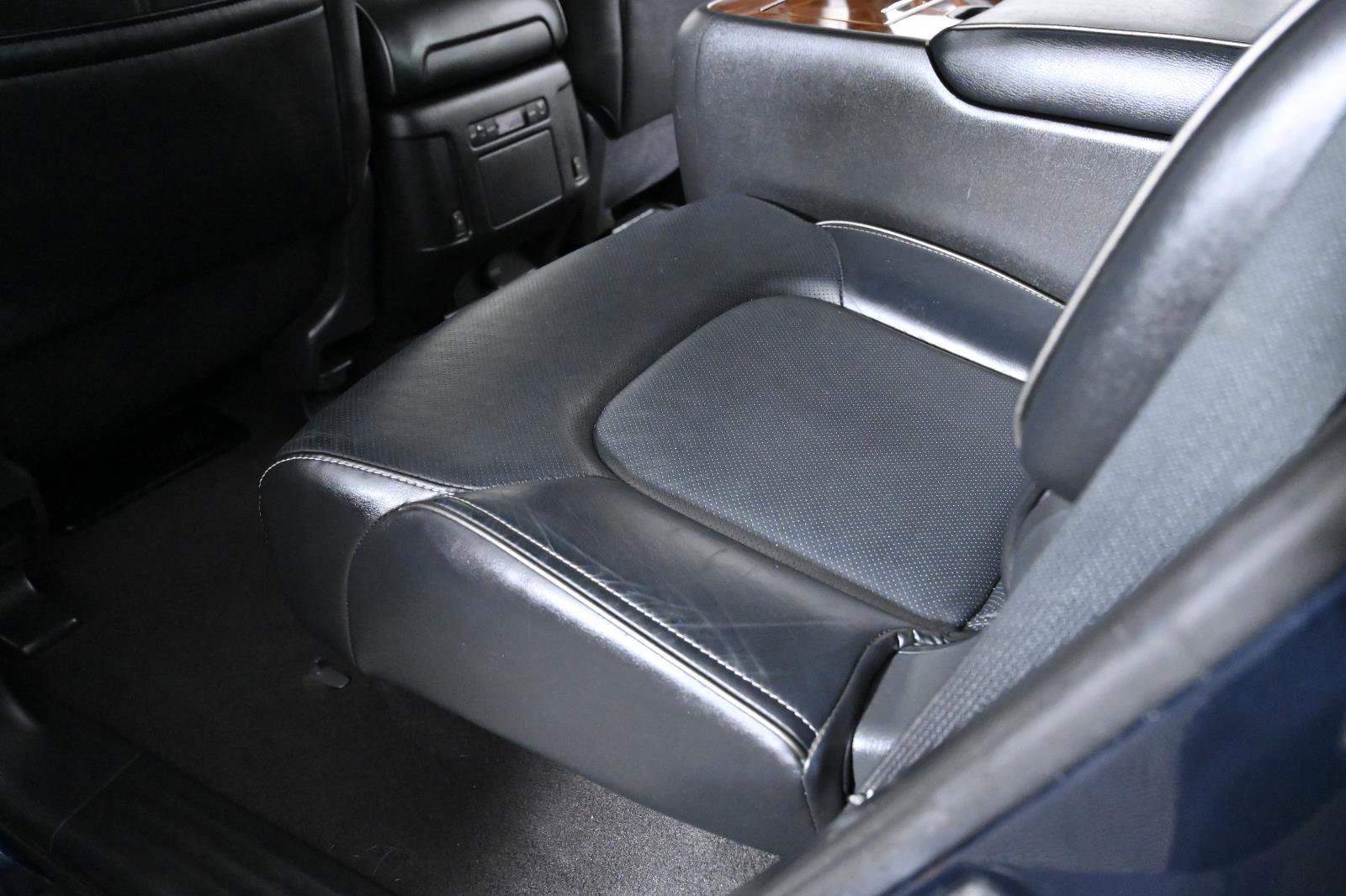 Used 2018 INFINITI QX80 image 26