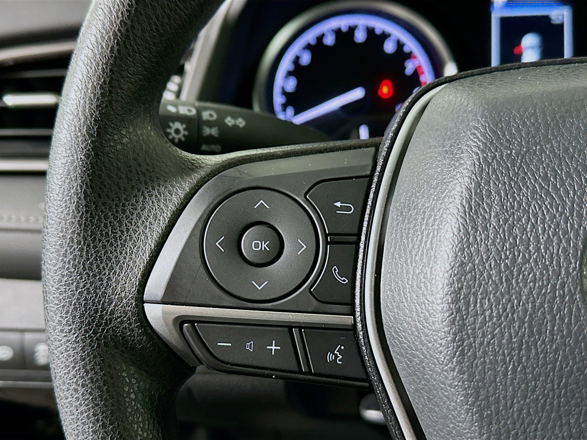 Used 2024 Toyota Camry LE image 16