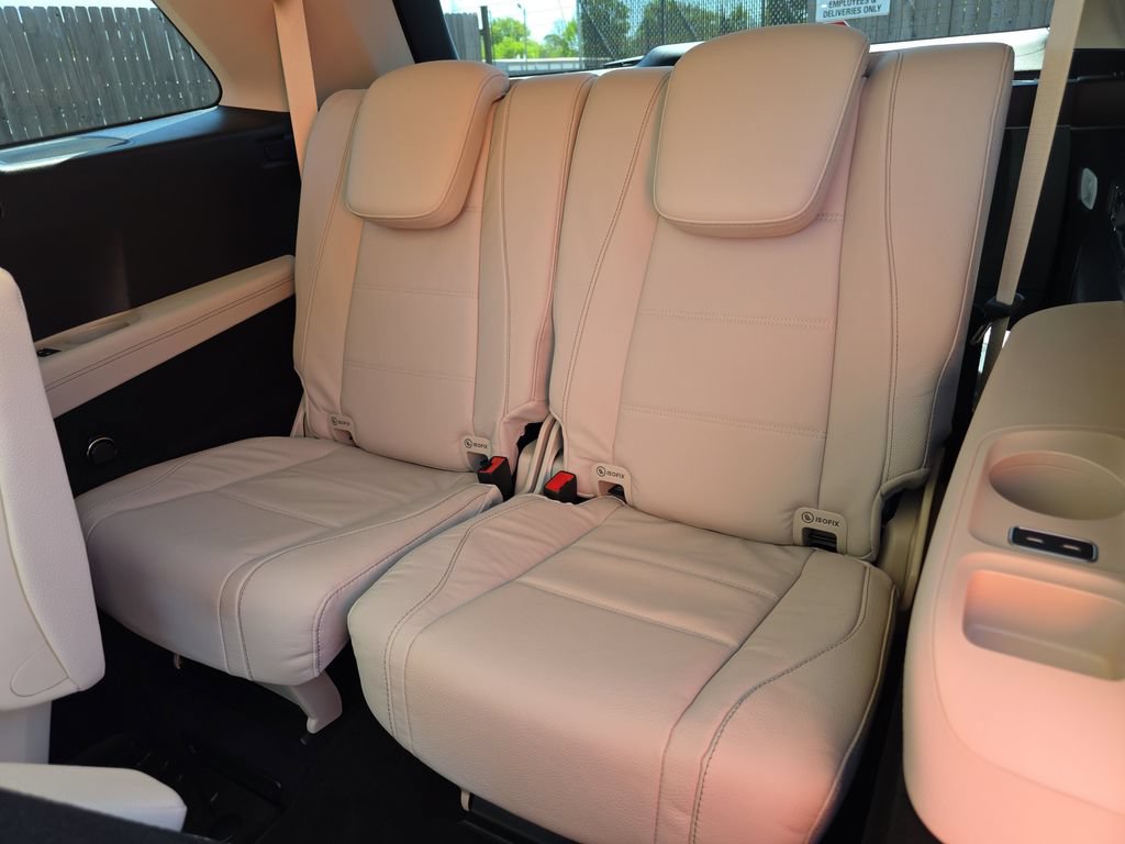 New 2026 Mercedes-Benz GLS 450 4MATIC image 14