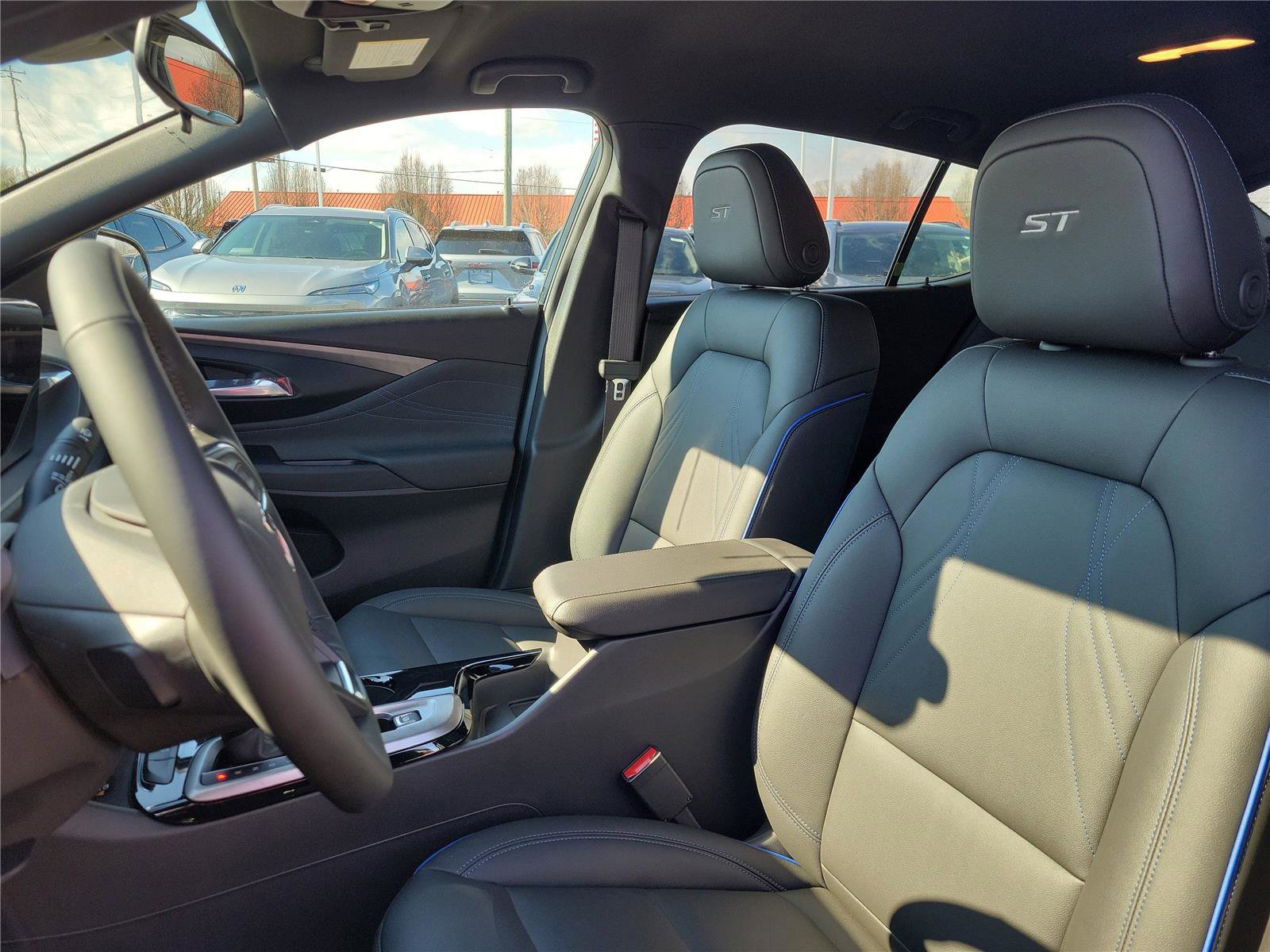 New 2026 Buick Envista Sport Touring image 17