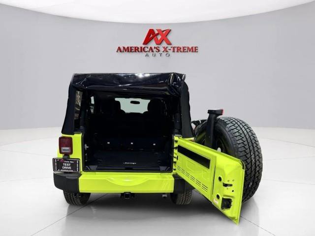 Used 2016 Jeep Wrangler Unlimited Sahara w/ Max Tow Package AWD/4WD image 61