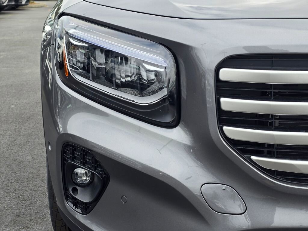 New 2026 Mercedes-Benz GLB 250 4MATIC image 31