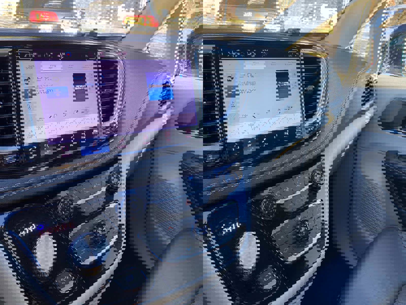 Certified 2022 Chrysler Pacifica Touring-L image 31