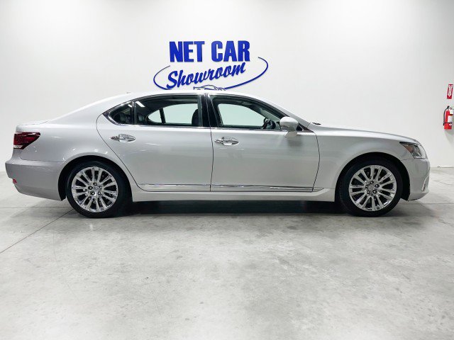 Used 2015 Lexus LS 460 L image 2