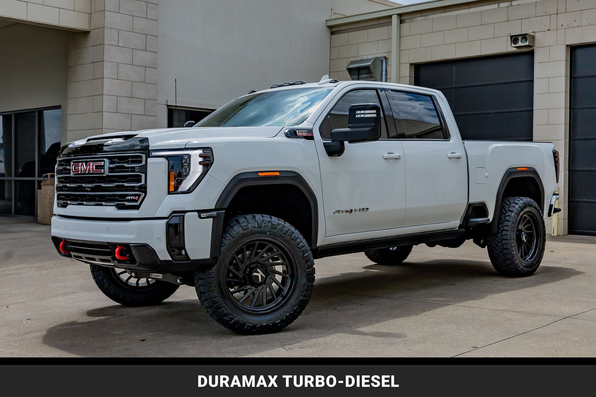 Used 2025 GMC Sierra 2500 AT4 w/ AT4 Premium Plus Package AWD/4WD image 5
