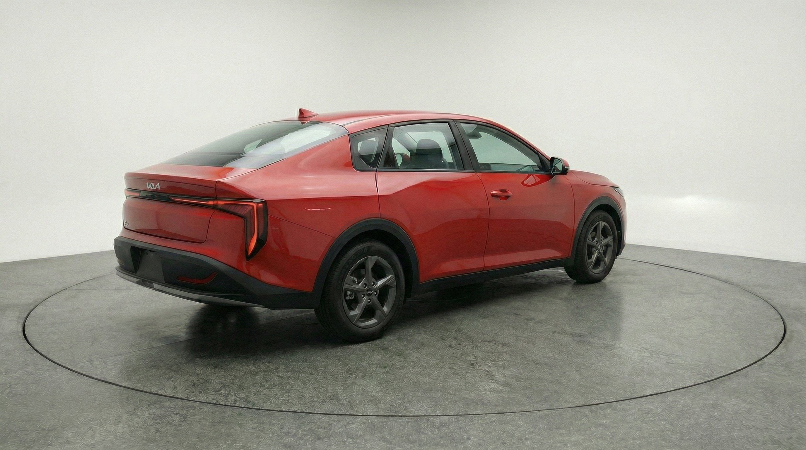 Used 2025 Kia K4 FWD image 9